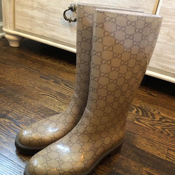 gucci rain boots womens